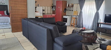 Our Place - Family - 5 bed unit, Bloemfontein, South Africa