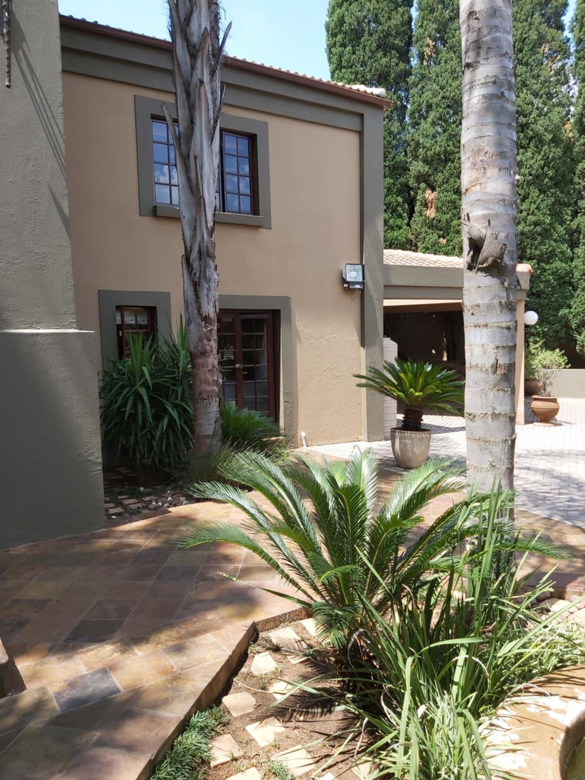 Hotel · Casabac, Pretoria