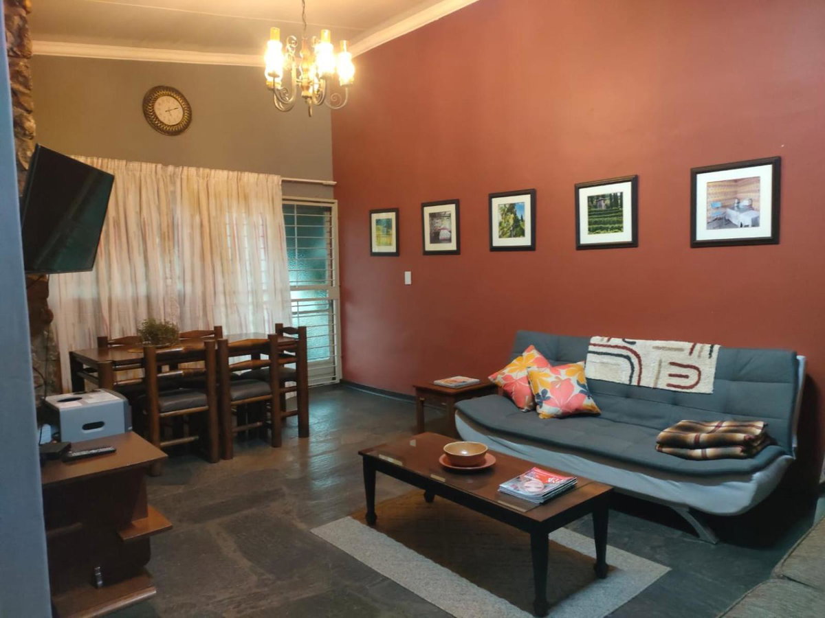 Hotel · Karee Laagte, Leeuwfontein