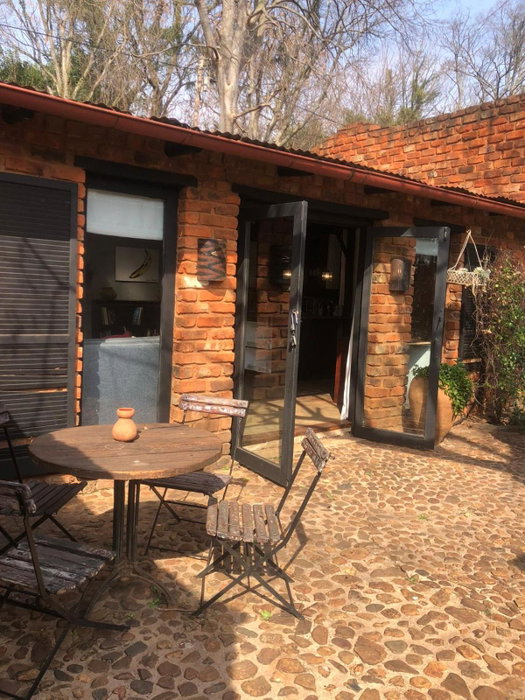 Mill Lane Farmhouse, Hartbeespoort, South Africa