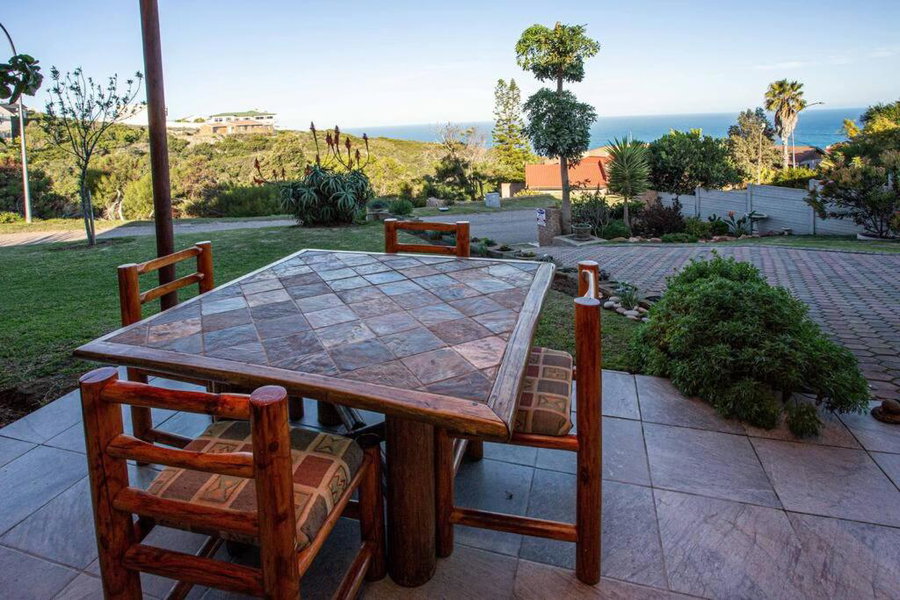 2 Bedroom Holiday Flat in Dana Bay, Mossel Bay, South Africa