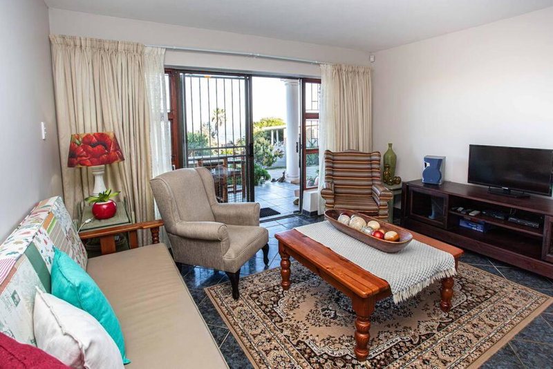 2 Bedroom Holiday Flat in Dana Bay, Mossel Bay, South Africa