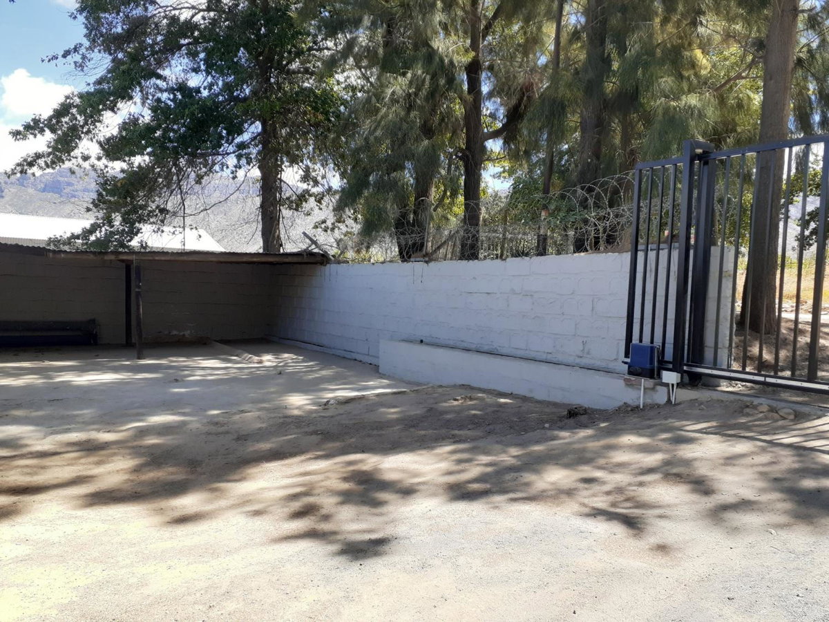 Hotel · Escape, Prince Alfred Hamlet