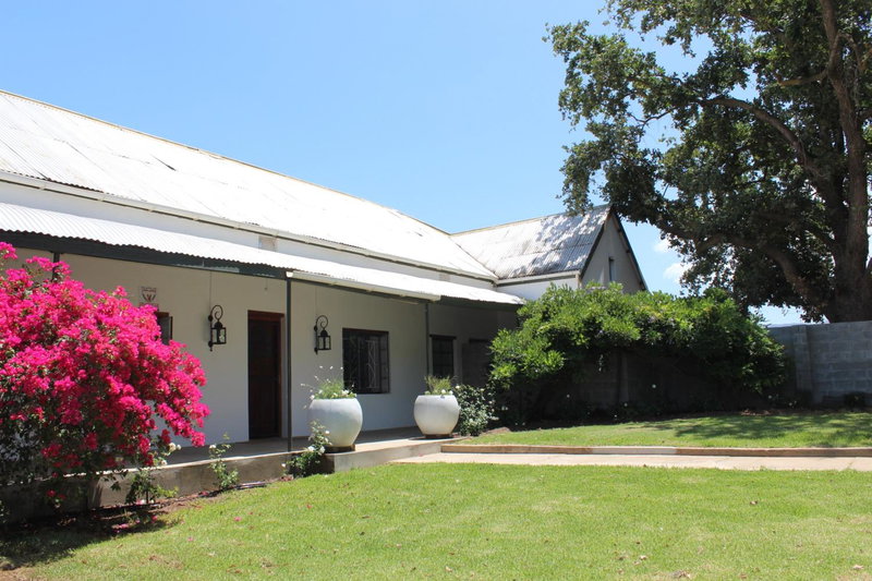 Rooikraal Farm Guesthouse and dam, Prince Alfred Hamlet, South Africa