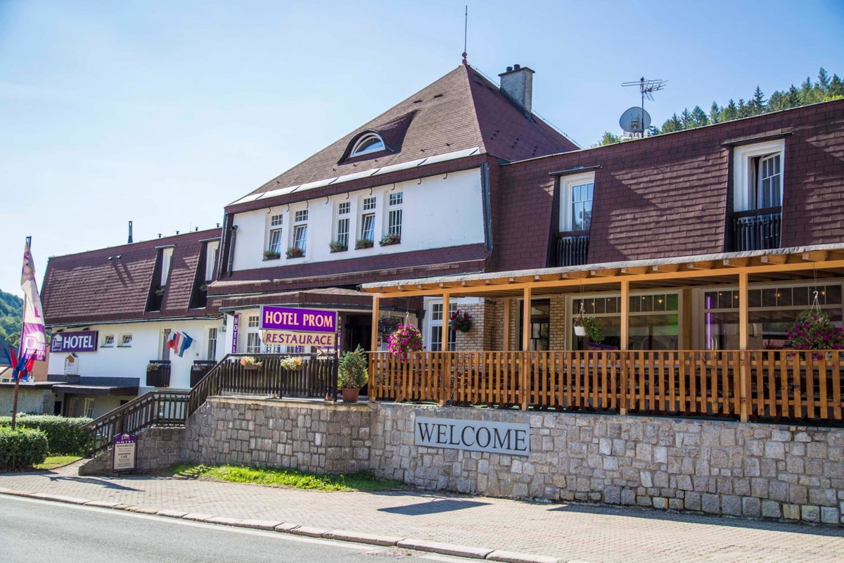 Hotel · Hotel Prom, Svoboda Nad Úpou