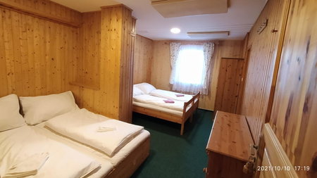 Penzion U Rybníka, Mariánská, Czechia