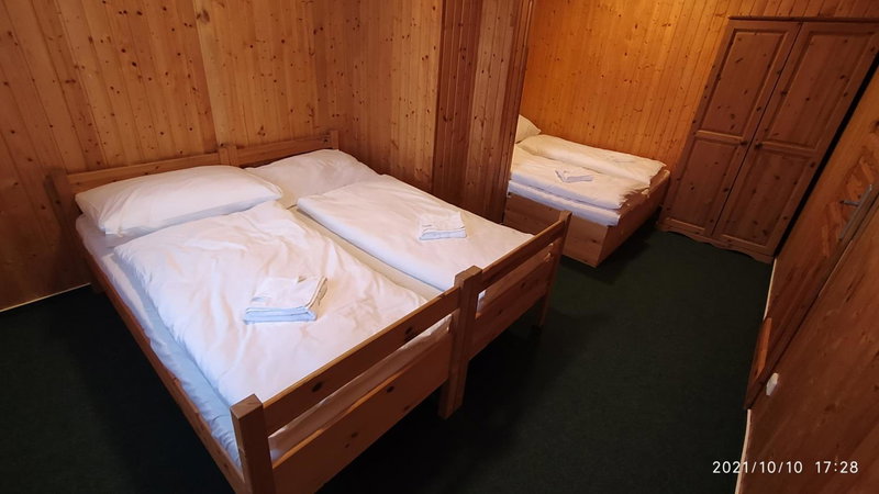 Penzion U Rybníka, Mariánská, Czechia