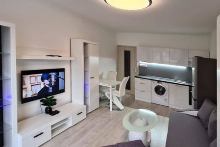 Útulný apartmán v centru, s krásným výhledem, Děčín, Czechia