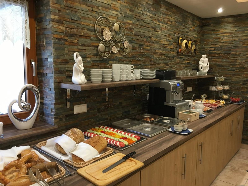 Golf & Skipension Krug, Haus im Ennstal, Austria