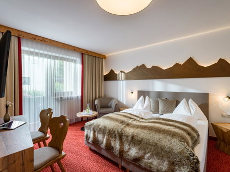 Hotel Landhaus Zillertal, Fügen, Austria