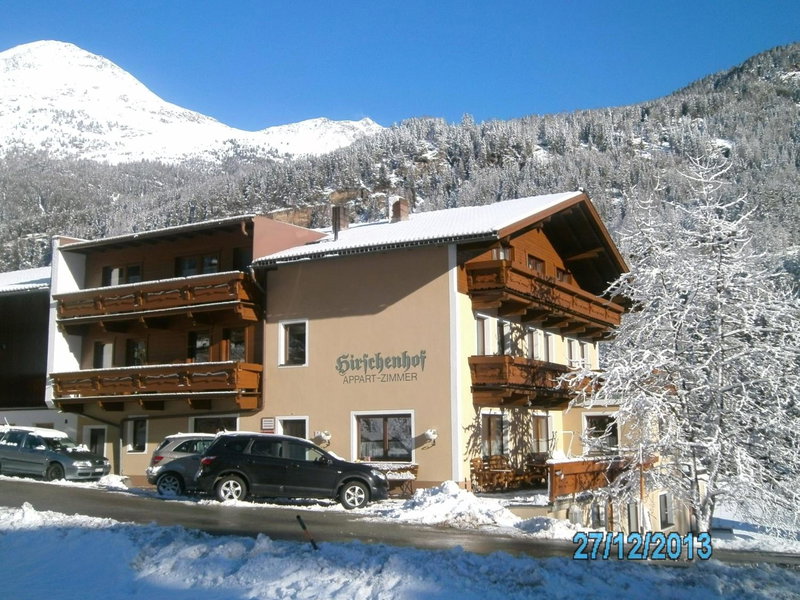 Gästehaus Hirschenhof, Sölden, Austria