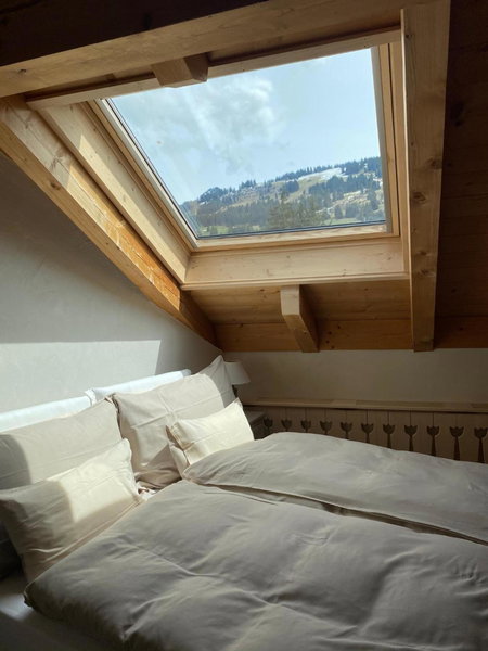 Ferienwohnungen im Boutique-Hotel Alpenrose, Schönried, Switzerland