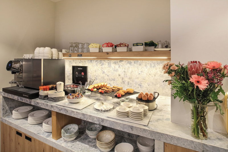 Binario 934 Smart Hotel, Muralto, Switzerland