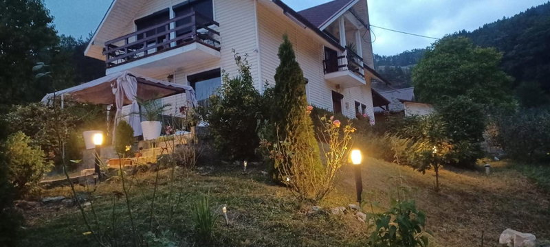 Casa Irina, Piatra Neamţ, Romania