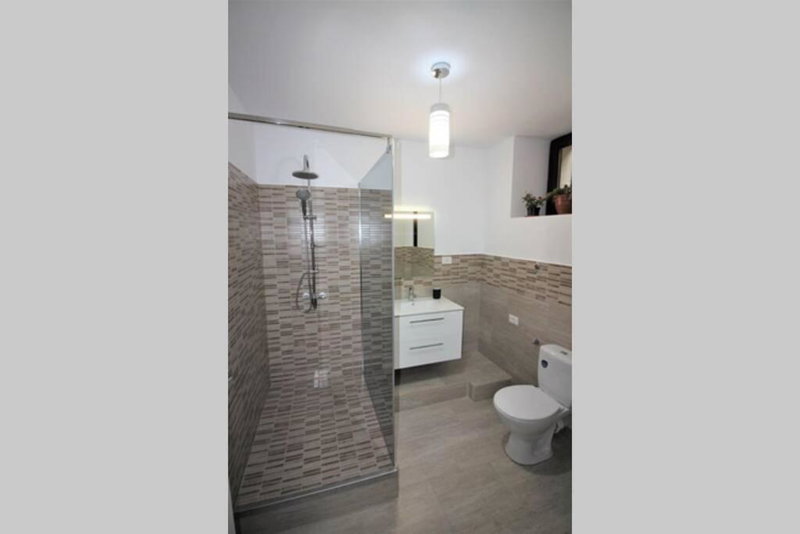 Maria*s Apartment!, Cristian, Romania