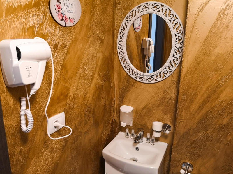 YNS Rooms, Iaşi, Romania