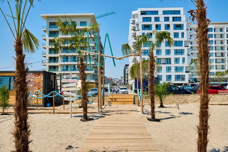 Studio Flow in Nord10 by Alezzi - pool n playground, Mamaia, Romania
