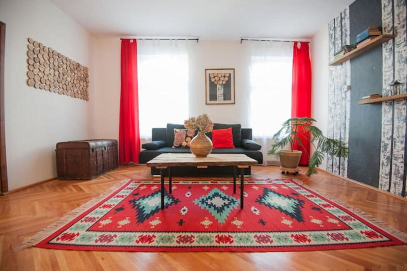 Spacious Stylish Apartment in Old Town, Sibiu, Romania
