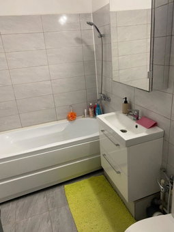 Alesandru apartament, Piteşti, Romania