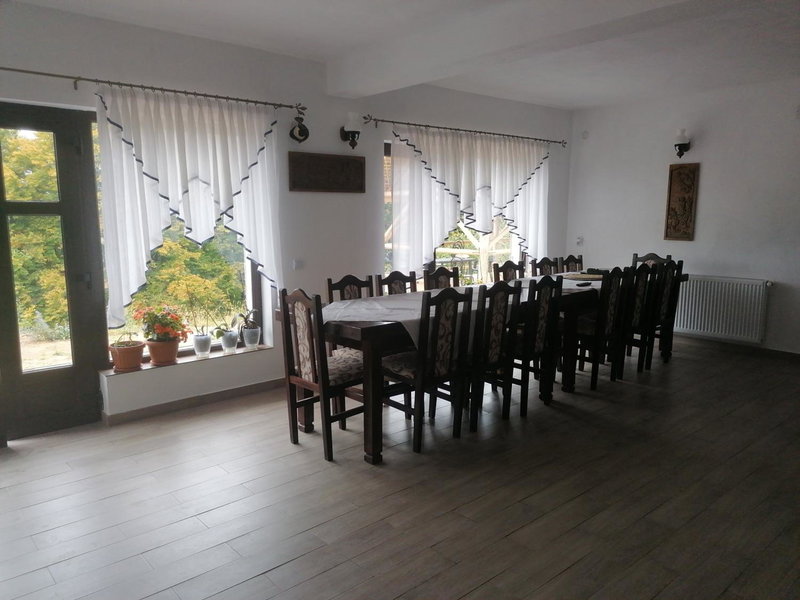 Conacul Elenei, Poiana Mărului, Romania
