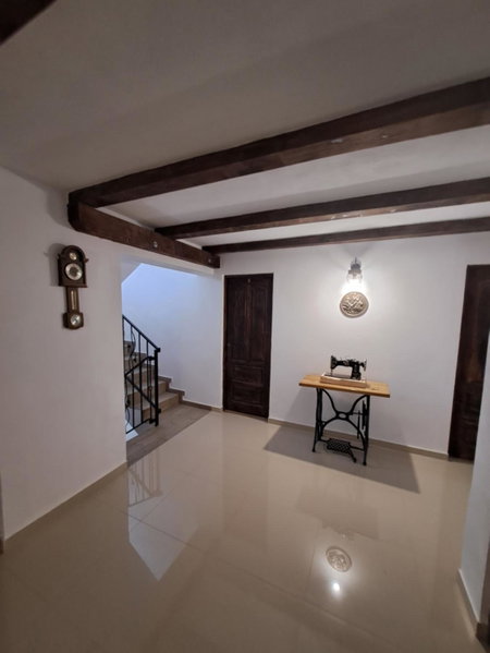 Conacul Elenei, Poiana Mărului, Romania