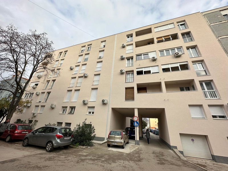 Donatus - Modern apartment near the bridge/centre, Zadar, Croatia