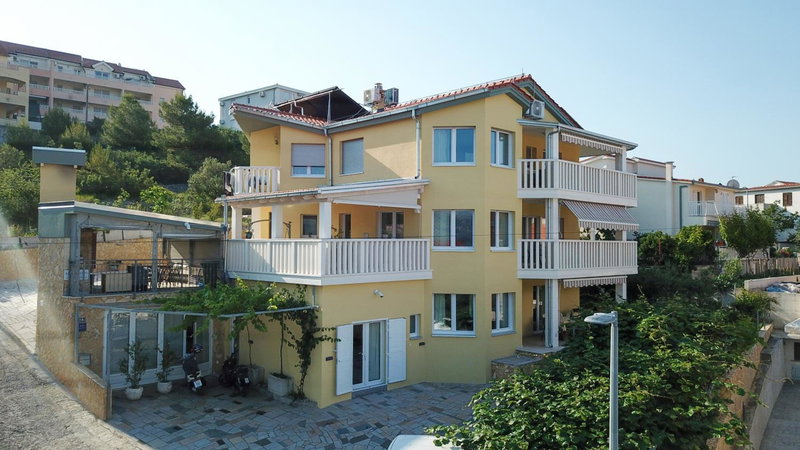 Apartments Tomislav, Trogir, Croatia