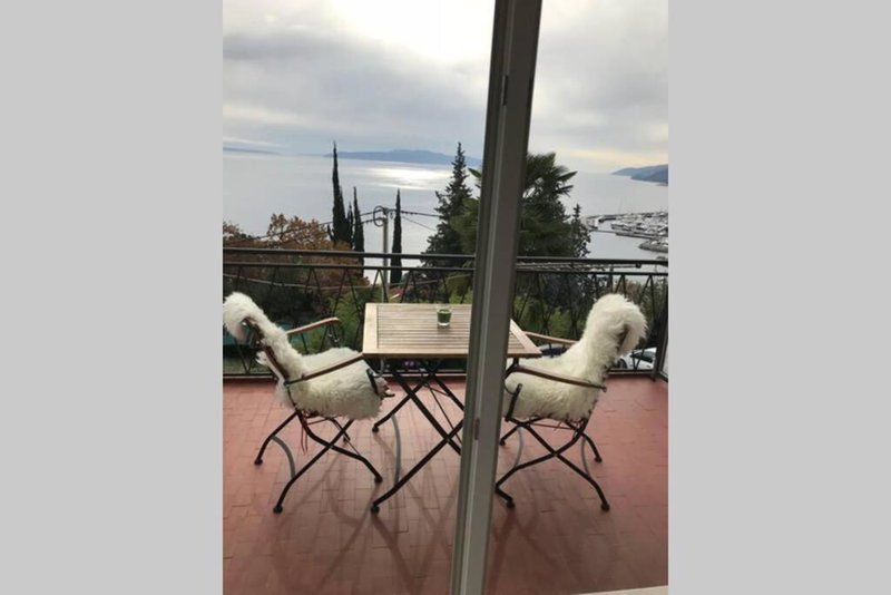 Breathtaking sea view app for 2+1, BBQ ......, Opatija, Croatia