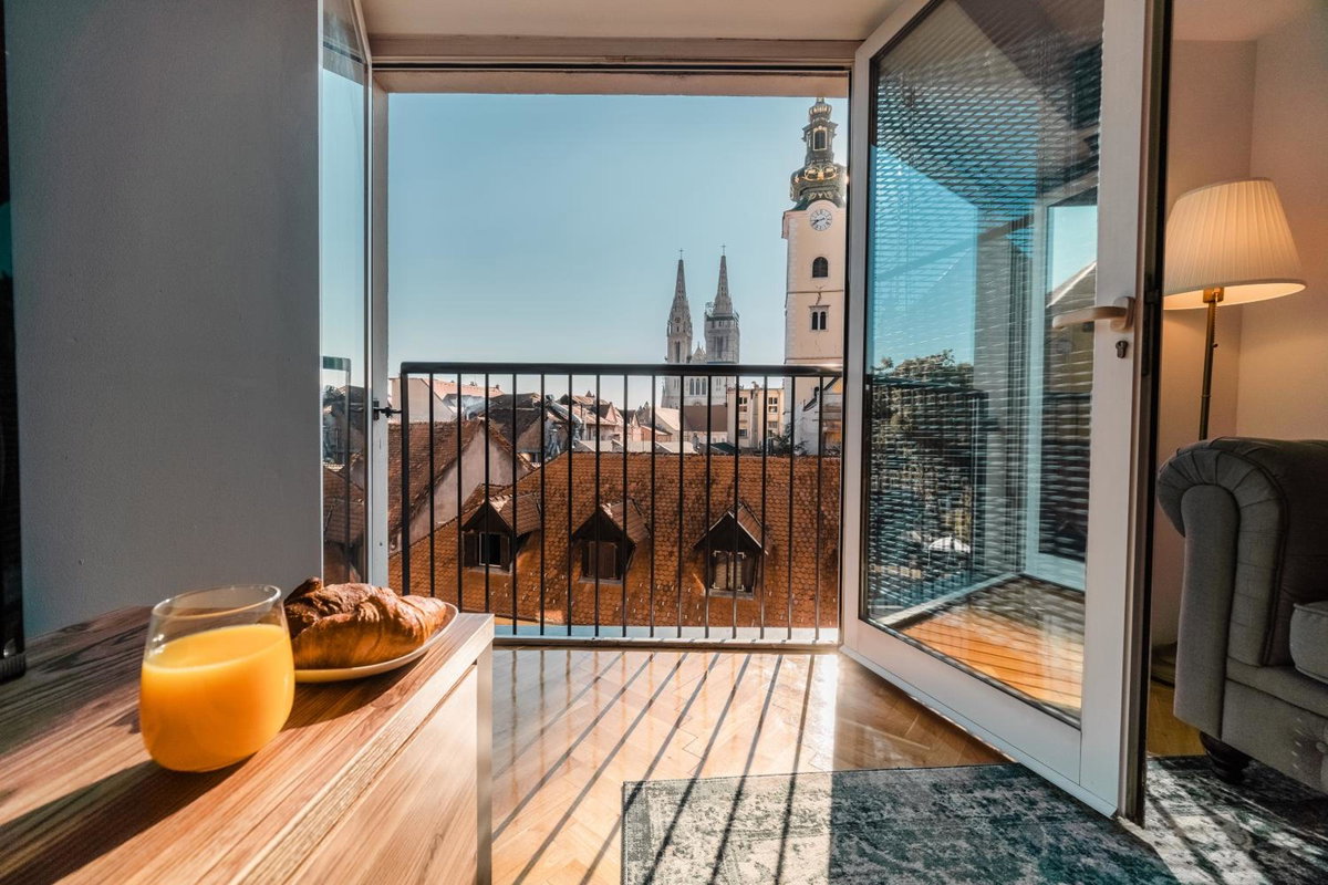Lux Apartments, Хорватия