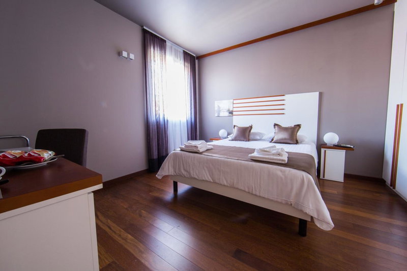 Luxury Rooms Silente Bacvice 1, Split, Croatia