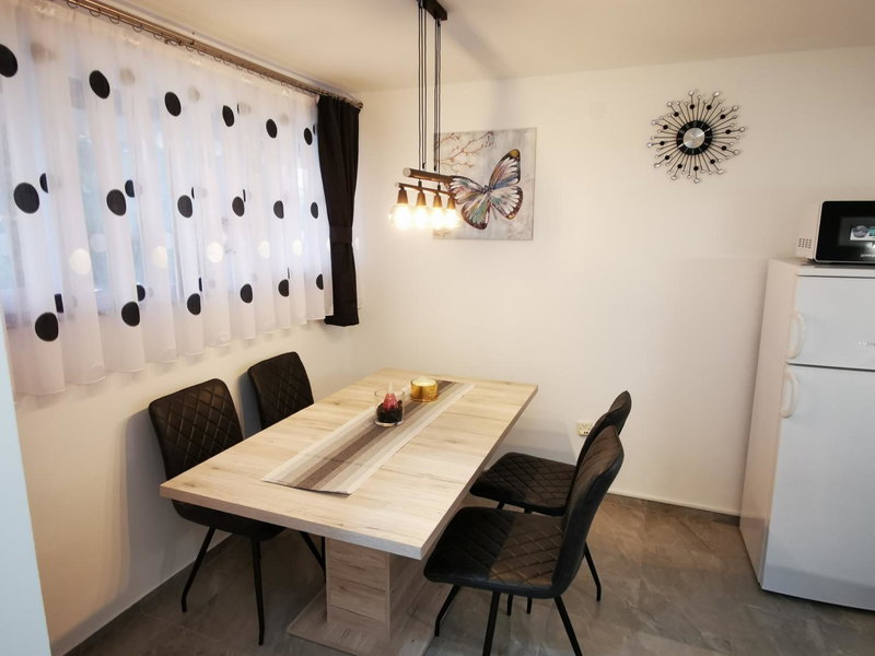 Ema Studio Apartman, Karlovac, Croatia