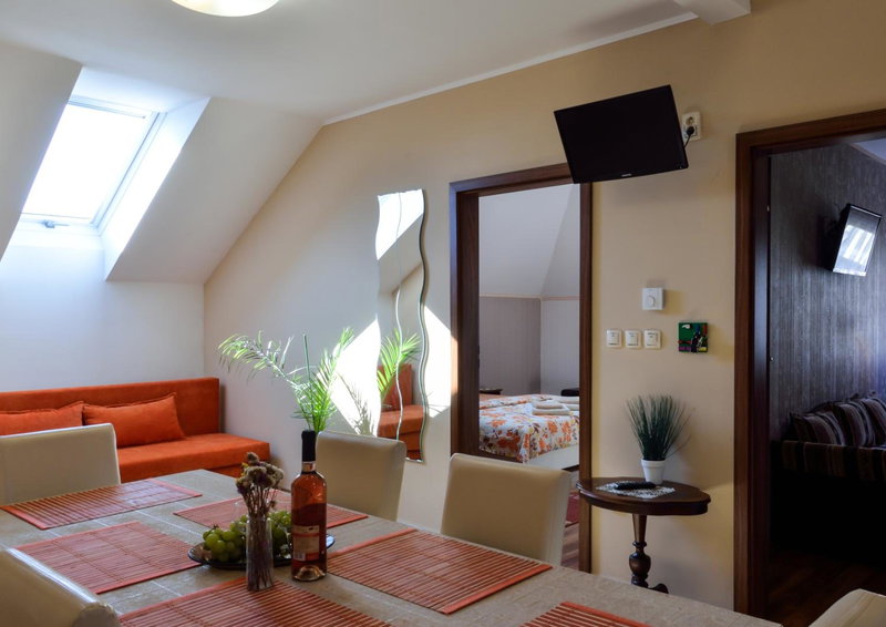 Harmónia Apartmanház, Eger, Hungary