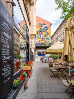 BpR Chic Gem in the Heart of the City, Budapest, Hungary