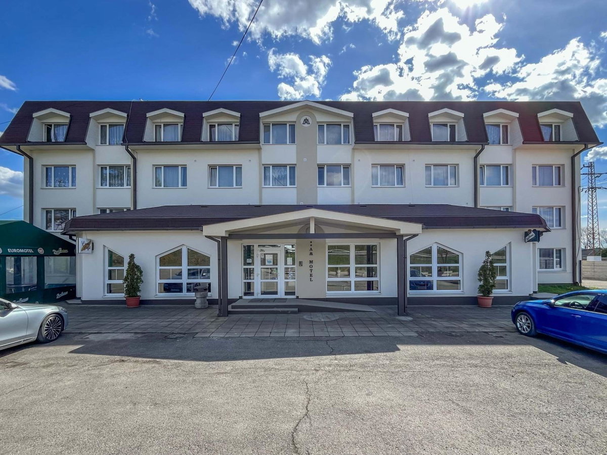 RS Motel, Slovakia