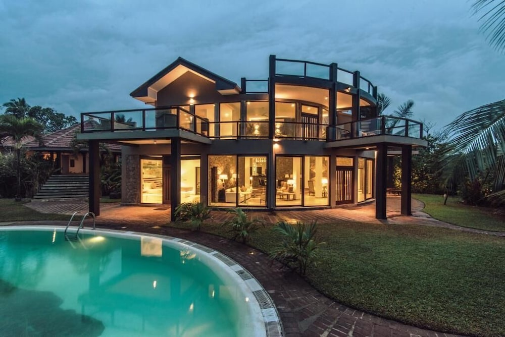 Hotel · Villa Thuya, Balapitiya