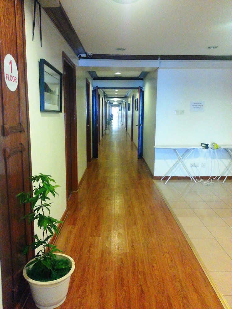Sanbay Hotel, Malaysia