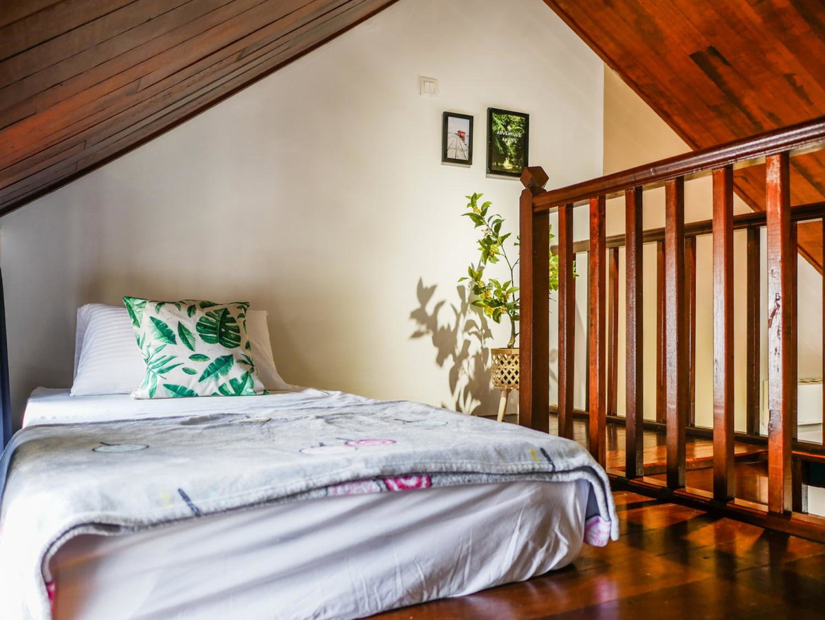 Hotel · Carnarvon Antique Loft, George Town
