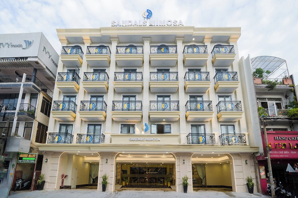 Hotel · Sandals Mimosa, Da Lat
