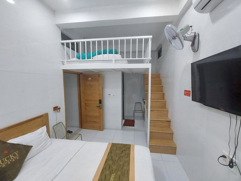 Lucky Hotel Lien Phuong, Ho Chi Minh City, Vietnam