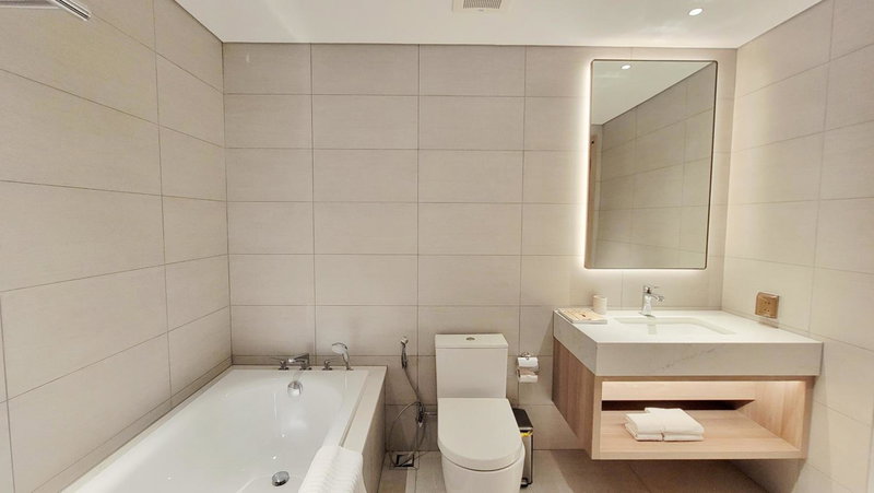 Luxury 5 Star Hotel Residence A La Carte Ha Long, Ha Long, Vietnam