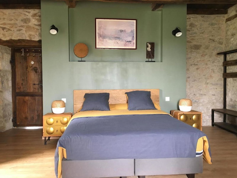 Chambres et table d'hôtes Le cèdre Aveyron, Sainte-Croix, France