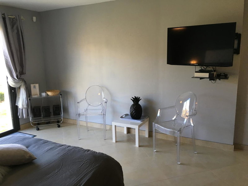 Chambre Élégante Lisa, Bastia, France