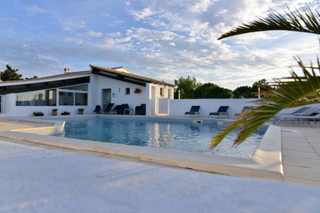 Mas de la Grenouillère Hôtel et Centre équestre en pleine nature, Saintes-Maries-de-la-Mer, France