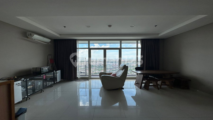 Apartment for rent in West Jakarta, Indonesia · Ciputra International · 3 rooms, 2 baths
