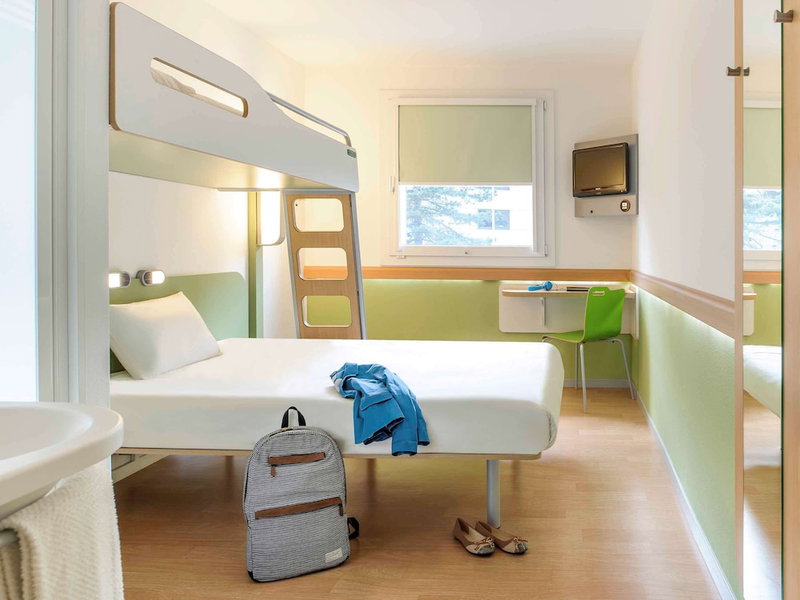 Ibis Budget Dijon ST Apollinaire, Saint-Apollinaire, France