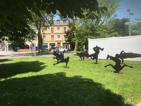 Hotel Couleurs Sud 46 chambres avec ascenseur et restaurant Centre ville-Gare Charleville-Mézières, Charleville-Mézières, France