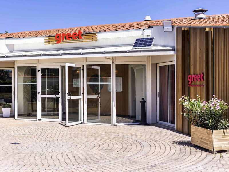 Greet Hotel Castres Saïx, Saix, France