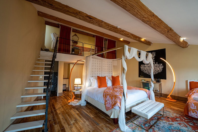 Le Clos Violette D'Aglaé, L'Isle-sur-la-Sorgue, France