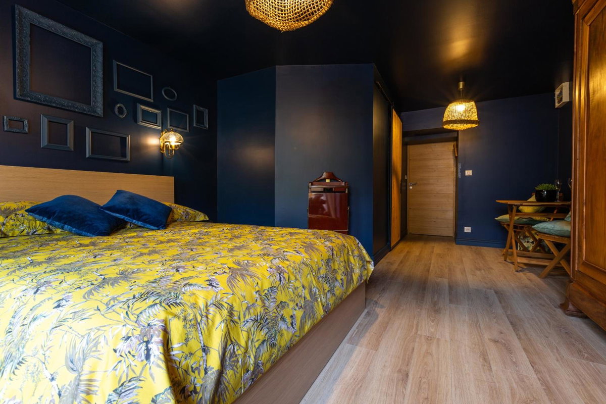 Hotel · Les Dames-Jeannes, Chavot-Courcourt