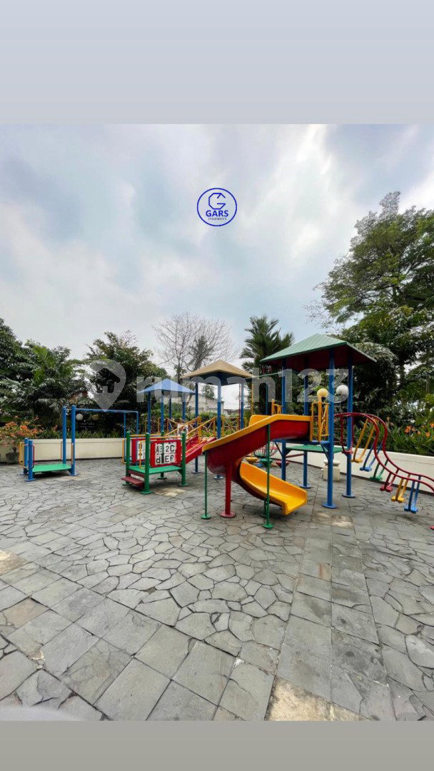 Permata Hijau Apartment, Индонезия